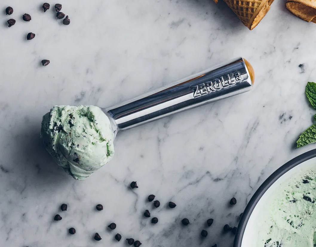 Zeroll Original Ice Cream Scoop with Heat Conductive Handle