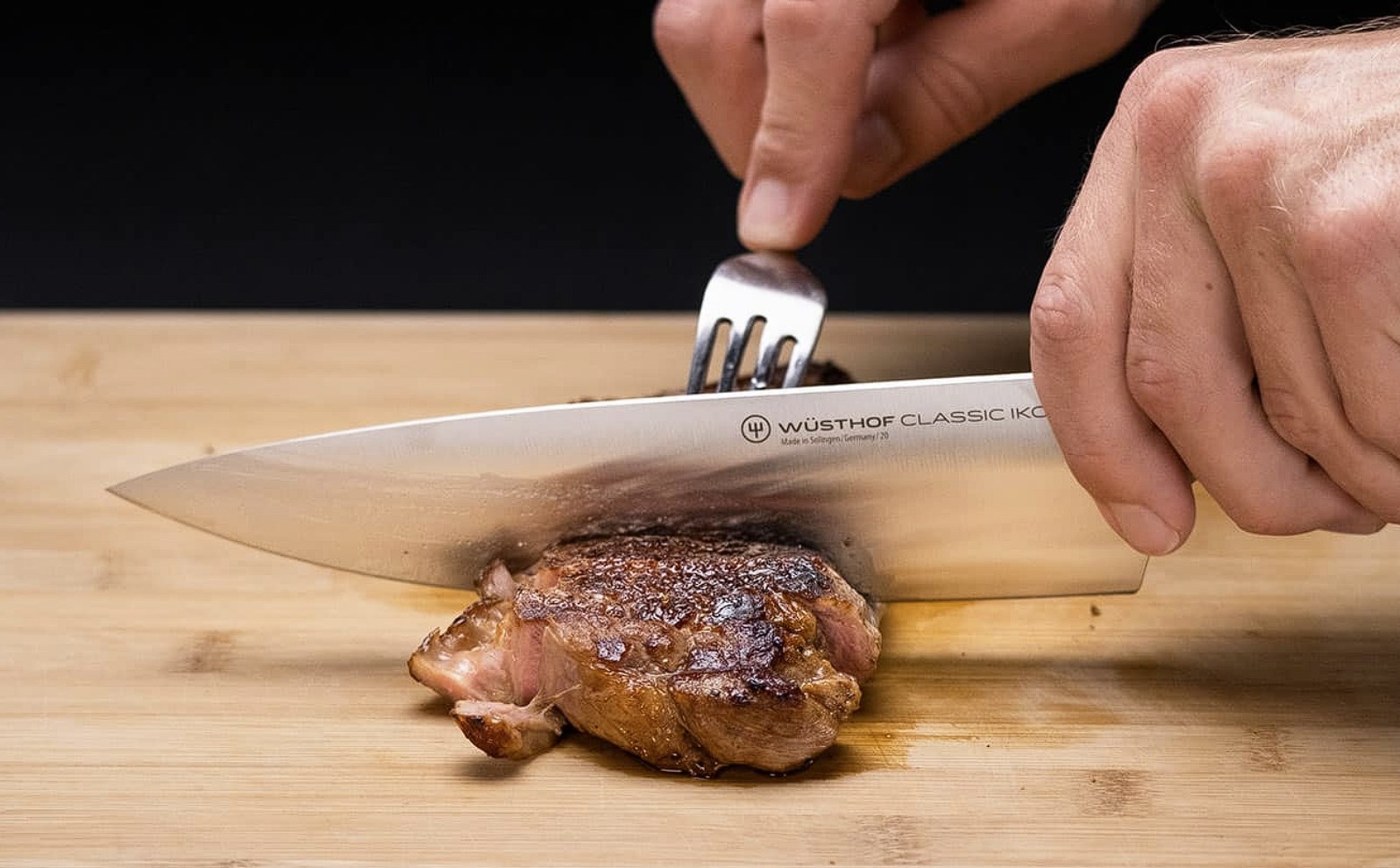 WÜSTHOF Classic 8" Chef's Knife