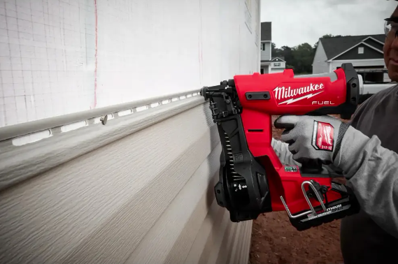 Milwaukee 2744-20 M18 FUEL Battery/Cordless Framing Nailer