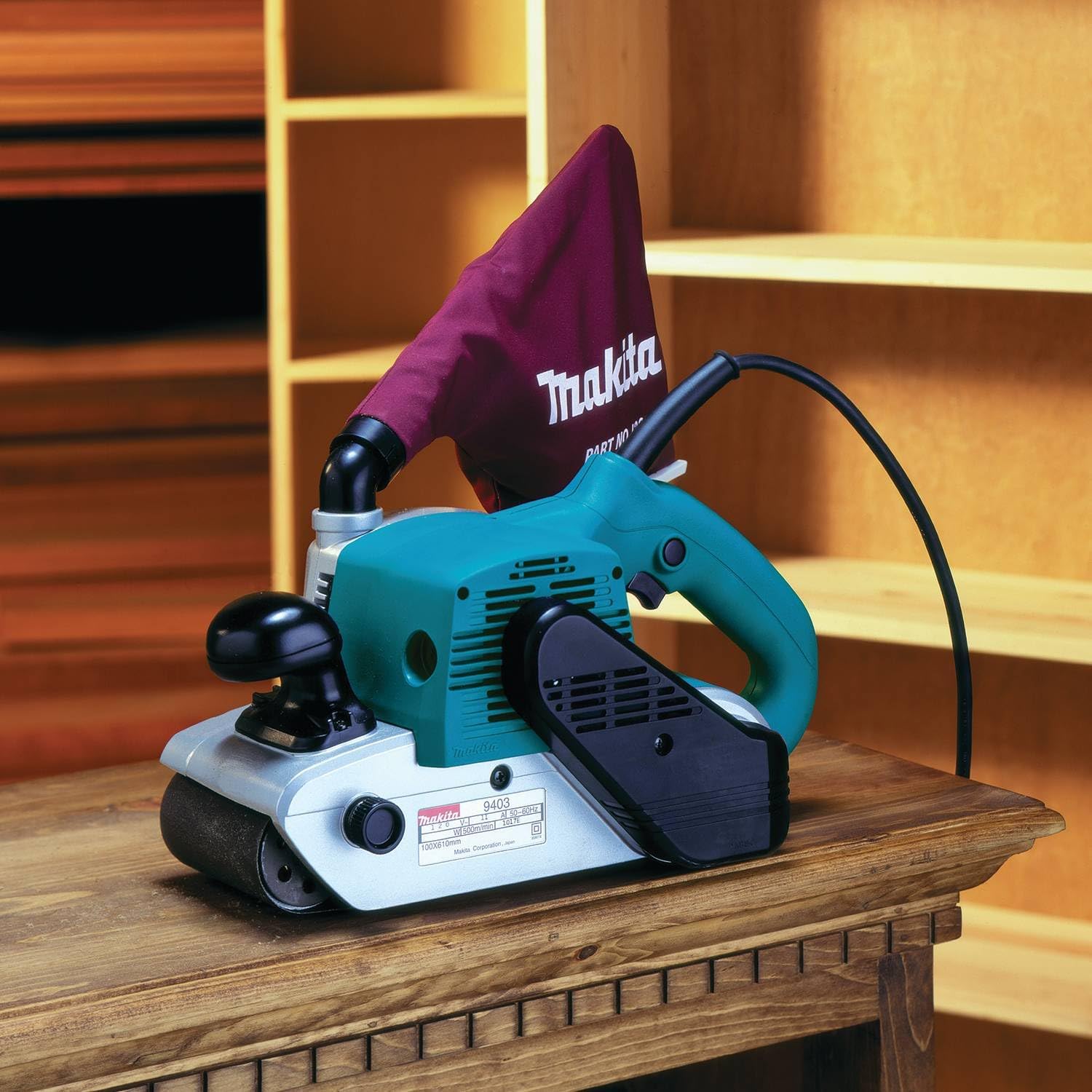 Makita 9403 4" x 24" Belt Sander