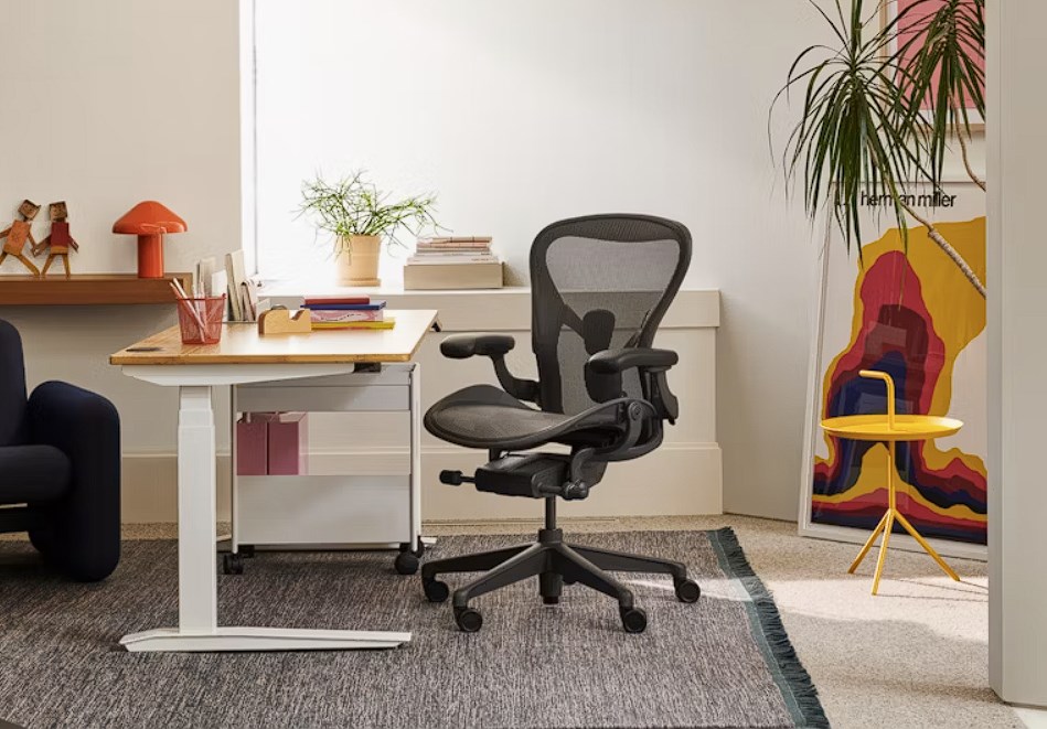 Herman Miller Aeron Office Chair / Computer Chair