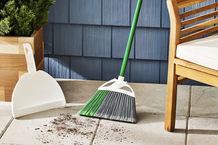 Libman 211 Extra Large Precision Angle Broom