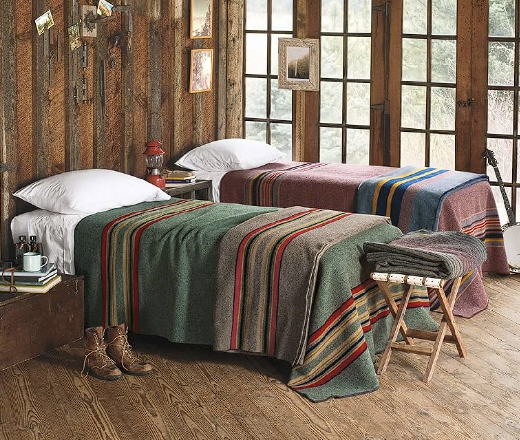 Pendleton Yakima Camp Wool Throw / Blanket